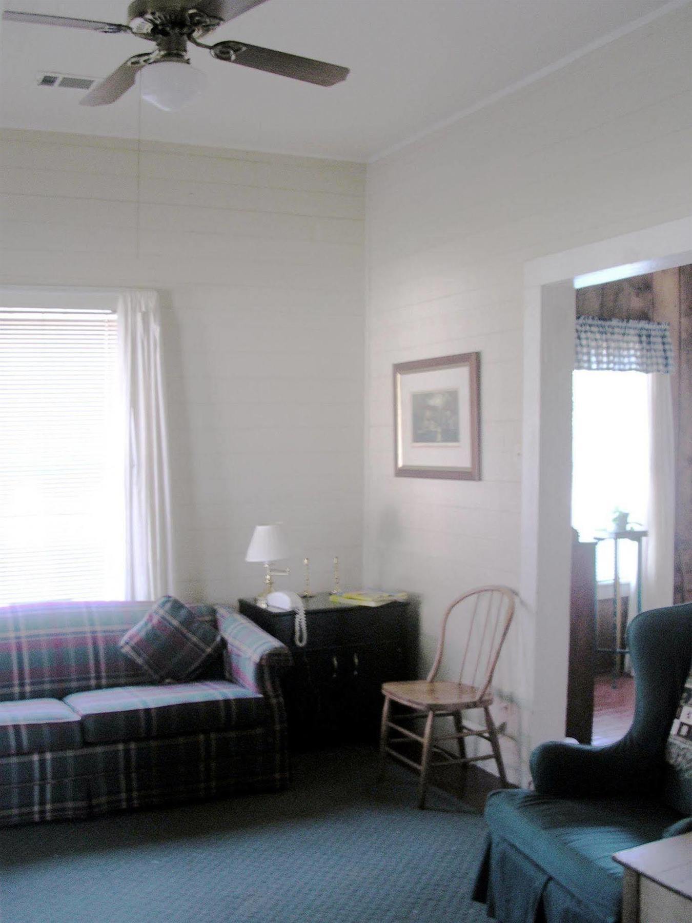 1888 Wensel House Bed & Breakfast นัตเชซ ภายนอก รูปภาพ