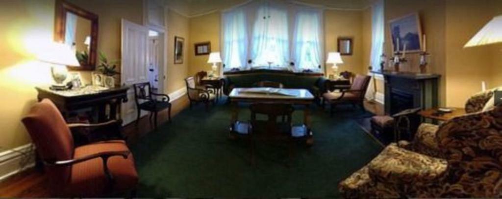 1888 Wensel House Bed & Breakfast นัตเชซ ภายนอก รูปภาพ